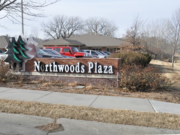 South Entrance to Northwoods Plaza - An east Lincoln Neighborhood off of 84th and Holdredge.
