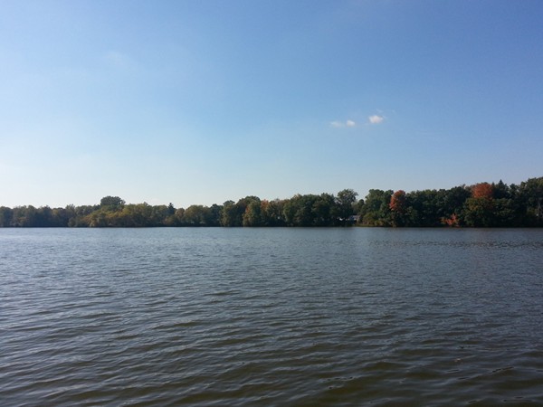 Fall day on Kearsley Lake