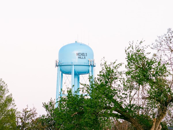 Nichols Hills water tower 