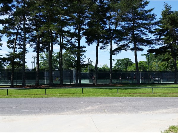Highland Road Park tennis courts