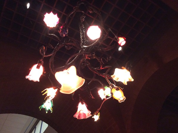 Unique lighting at the EBT Fine Dining Restaurant 