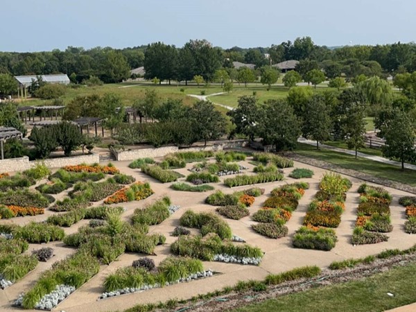 Overview of the Garden Square in Powell Gardens