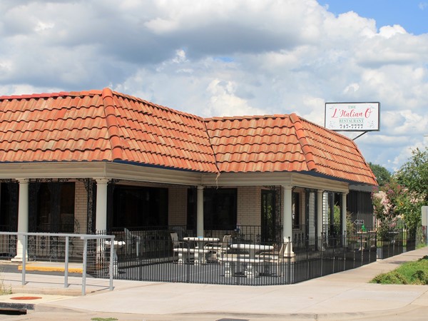L'Italiano Restaurant was established in 1984 and serves classic Italian dishes