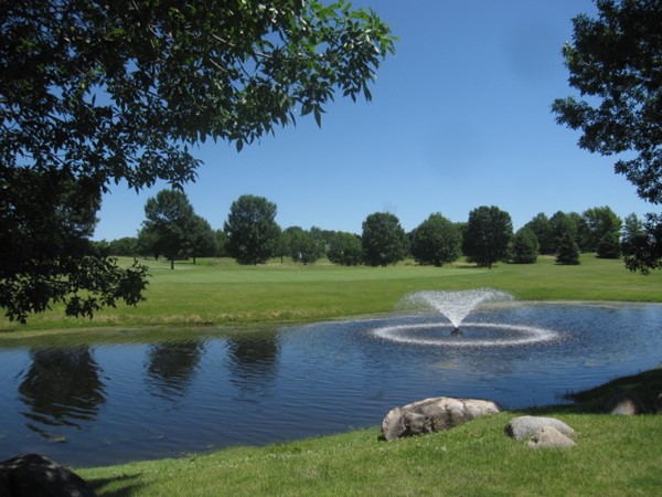 Enjoy golf with the entire family at Walter's Ridge Par 3 Course
