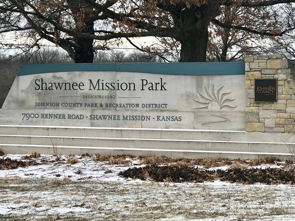 Shawnee Mission Park main entrance