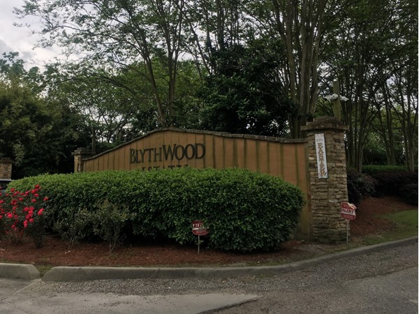 Entrance to Blythwood 