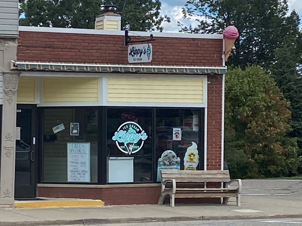 Lippy’s Ice Cream is an excellent spot for a sweet treat