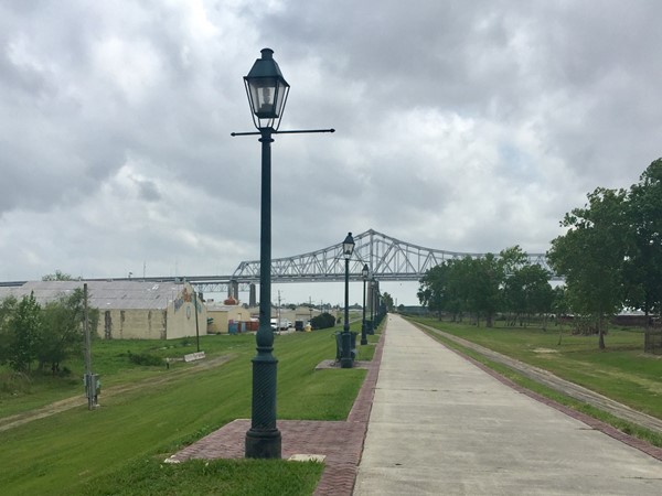  The levee at Algiers Point offers a perfect place to unwind and take a stroll or go for a run