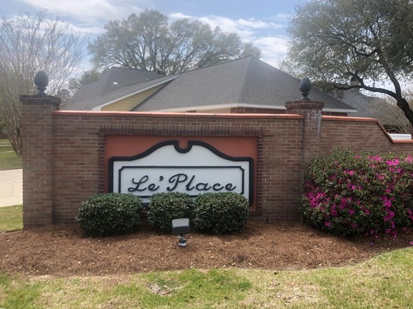 Le Place Subdivision in a very nice area centrally located in a great school district