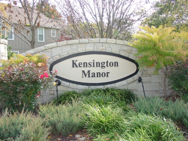 Kensington Manor entry
