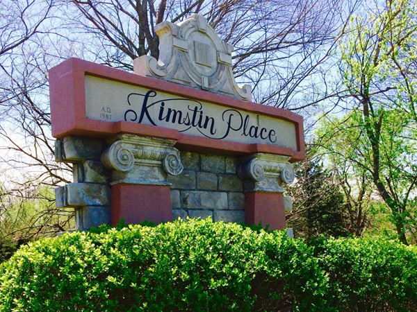The average price of homes sold in Kimstin Place over the past year is $220,000 
