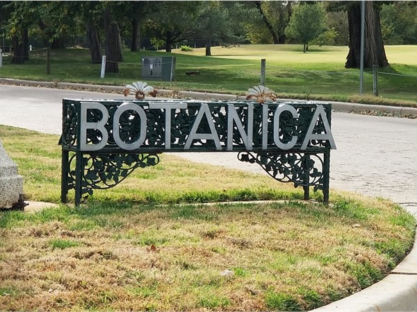 Botanica has beautiful autumn flowers and trees showing how beautiful Wichita is