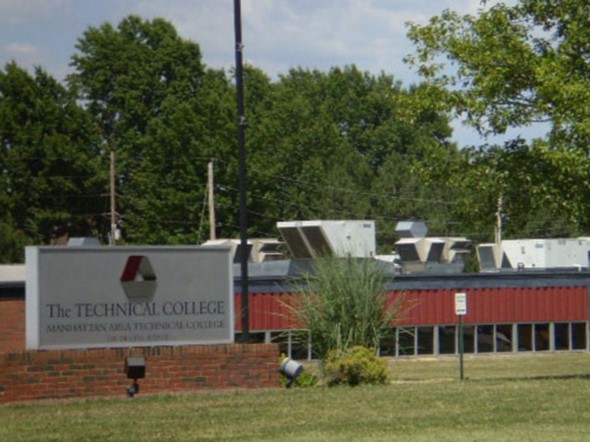 Manhattan Area Technical College is located at Wreath and Dickens  
