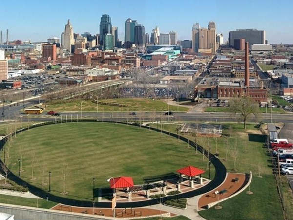 Fantastic view of the downtown Kansas City skyline