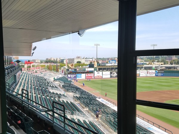 Iowa Cubs Outfield Suite