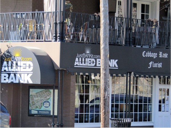 Allied Bank and the Cabbage Rose on Kavanaugh in the Heights