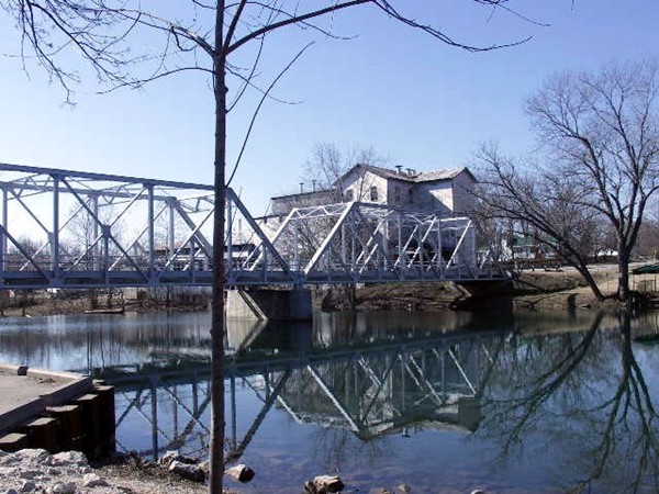 Finley River Bridge in Ozark, MO