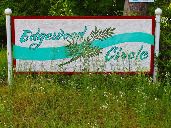 Edgewood Circle subdivision is a lake community with homes ranging from $150,000 to $450,000