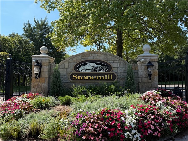 Stonemill Neighborhood Entrance