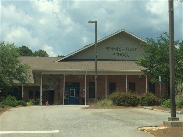 Spanish Fort Elementary School is K-5, and is very centrally located on AL Highway 225 