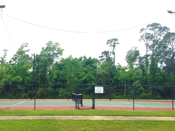 Timber Ridge: Tennis anyone?