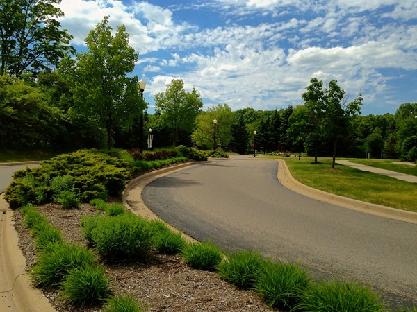 Brentwood Square has an attractive, well-maintained entrance