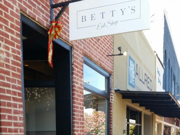 If you haven't tried Betty's Eat Shop in Brookhaven, you are missing out 