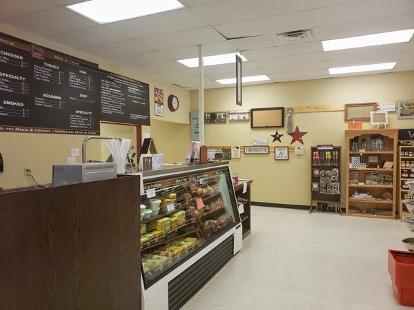 Wray's Bulk Foods, Amish Bulk Food Store. Best Deli Sandwiches in Ottawa