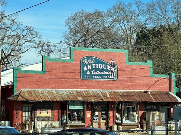 CJ’s in Ponchatoula has the most unique antiques for your home or business 