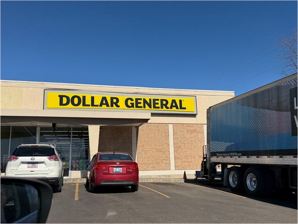 Dollar General—convenience just around the corner! 