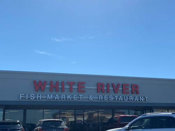 White River has delicious seafood 