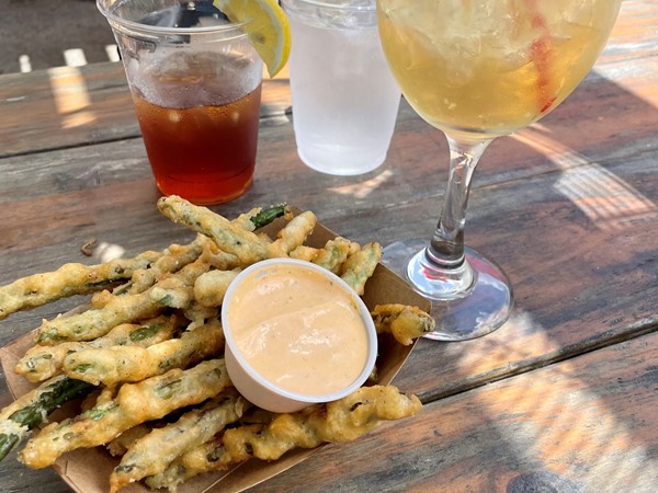 Dragonfly Foodbar: Dragon’s Eye Cocktail and Tempura Green Beans. You’ve got to try this