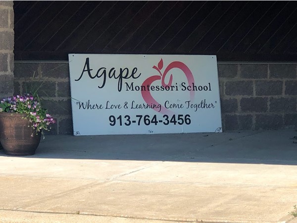 Agape Montessoru School is within walking distance