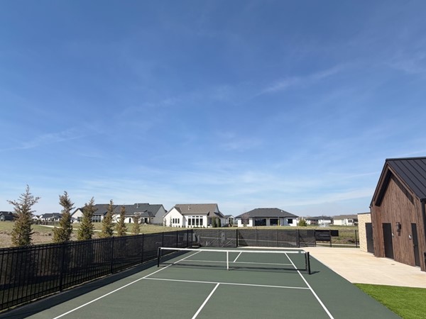 Community pickleball court in Freestone, one of the neighborhood's standout amenities.