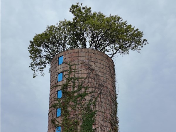 Beautiful Silo in Sanabria located on SW 161st and Pennsylvania 