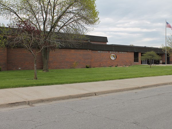 Home of the SMS Tigers, the Sedalia Middle School is located at 2205 S Ingram Ave in Sedalia