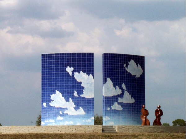 Phil Epp's Blue Sky Morning mosaic sculpture