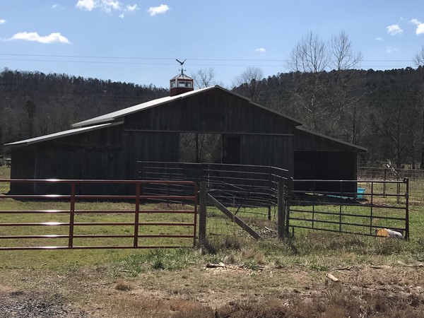 Rustic barn in Johnson County 