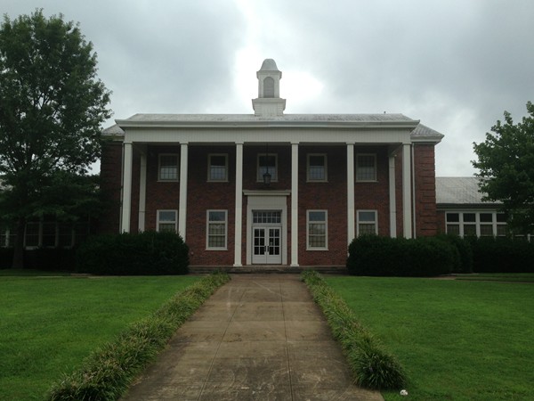 The original Hewitt-Trussville High School built as part of the Cahaba Project