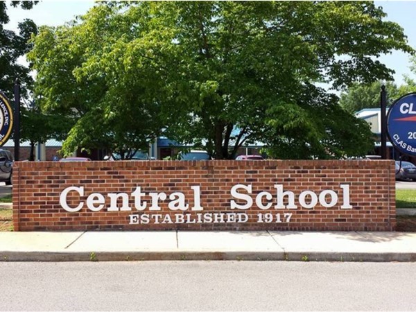 Central School. Elementary and Middle School for Chase Creek At Spring Hill  