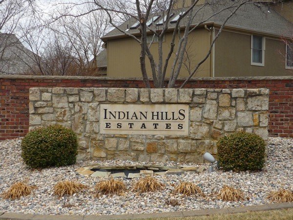 The Indian Hills Estates subdivision sign