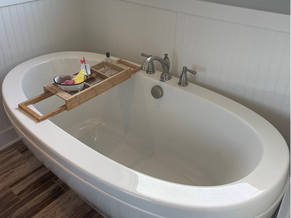 Love this free standing bathtub in the master suite. Homestead is a lovely subdivision