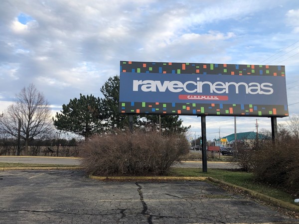 Conveniently located by I-75. Rave Cinemas has an amazing sound system for your movie nights!