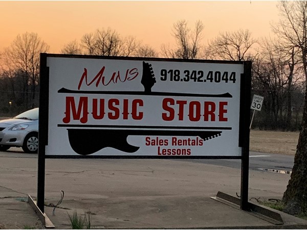 Great shop to help you with your music needs 