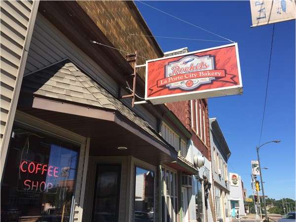 Looking for some morning coffee or warm fresh donuts? Try the delicious Rockets in La Porte City 