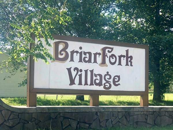 Briarfork Village entrance 