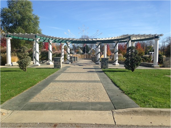 Veterans Memorial walk way to gardens at Holt Veterans Memorial 
