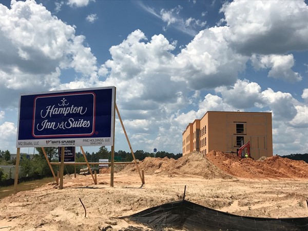 New Saraland Hampton Inn & Suites to open in 2018 near Infirmary Medical Plaza/Cracker Barrel