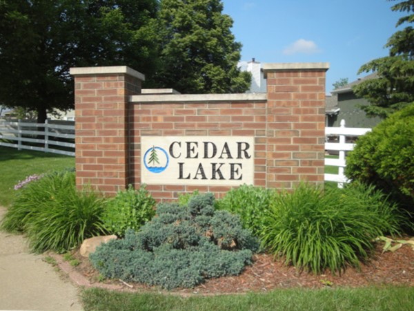 Entrance to Cedar Lake Communty