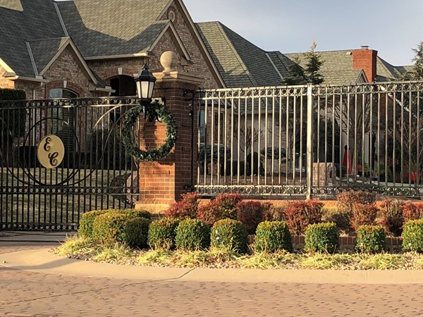 Great gated community enclaved in South Oklahoma City 
